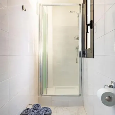 Casa Di La Spezia, * La Spezia